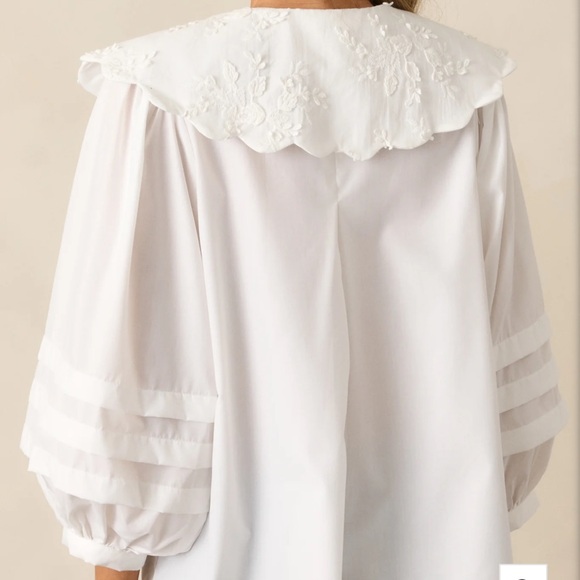 Brand new with tags WALK WITH ME IVORY FLORAL EMBROIDERED BLOUSE - Picture 6 of 6